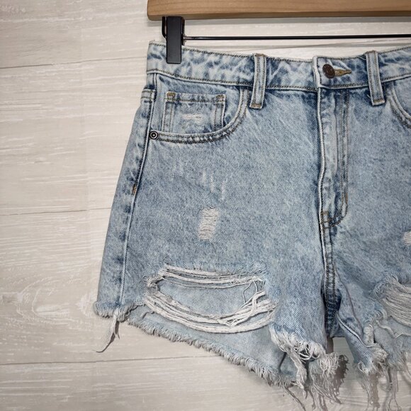 Harper Heritage High Rise Distressed Denim Shorts Size 25 Light Wash Raw Hem - Picture 3 of 5